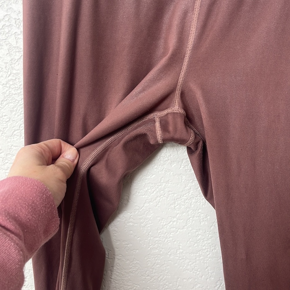 Athleta Metallic Legging Pant Pink size Small - Picture 4 of 11